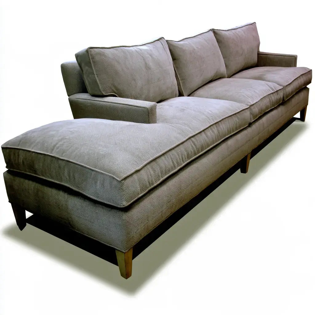 Sofá con asiento alargado y cojines amplios - gris